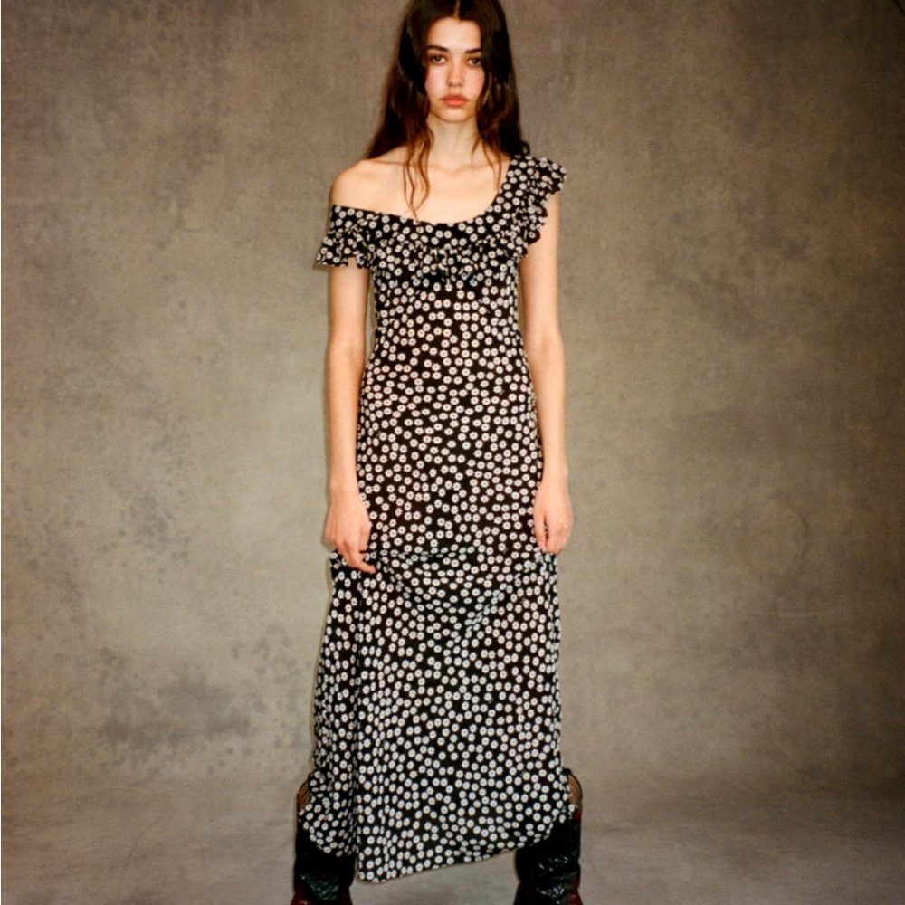 Réalisation Par The Minnie Dress